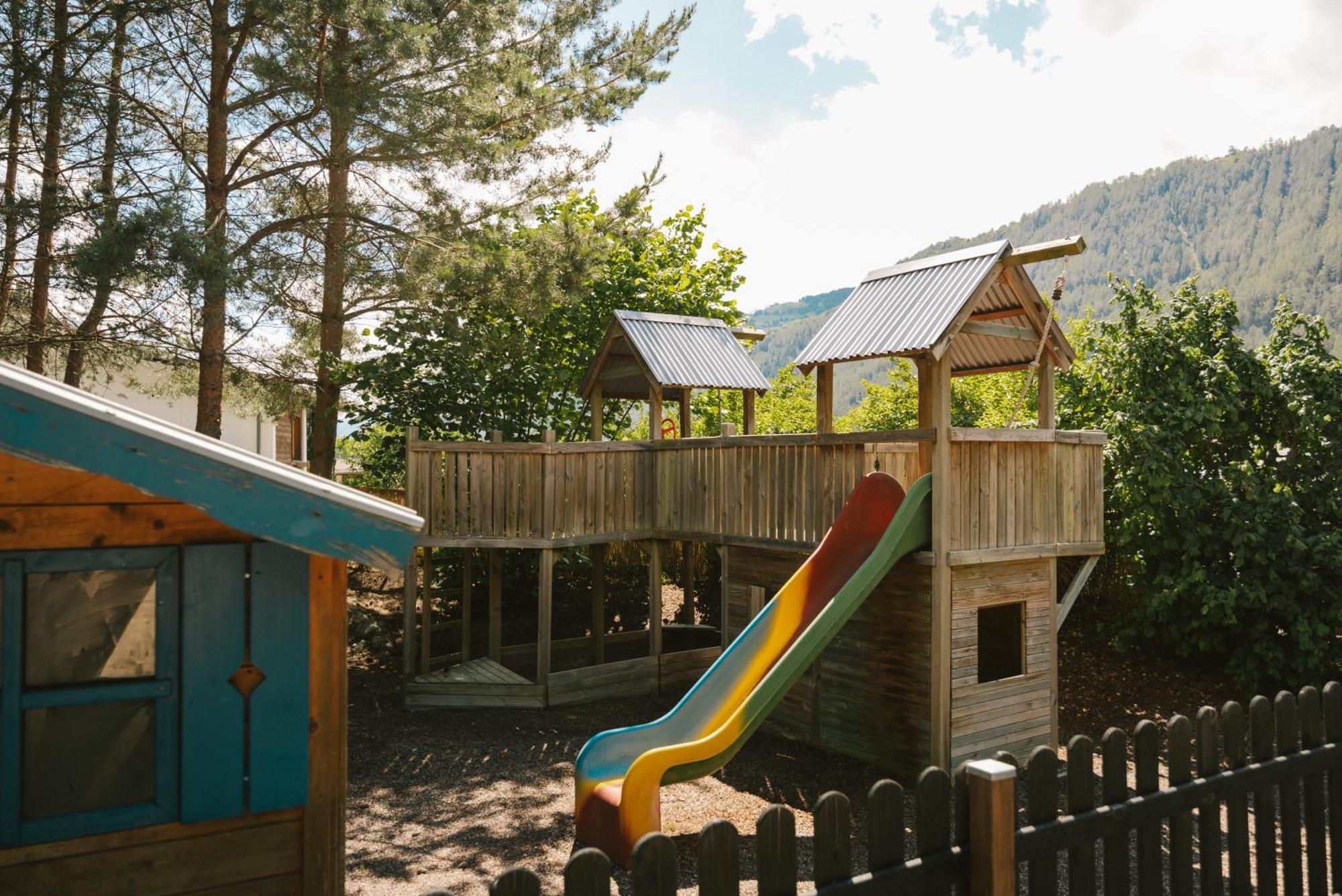 Neueroeffnung Miaflor Familien- & Aktivresort リート・イム・オーバーインタール エクステリア 写真
